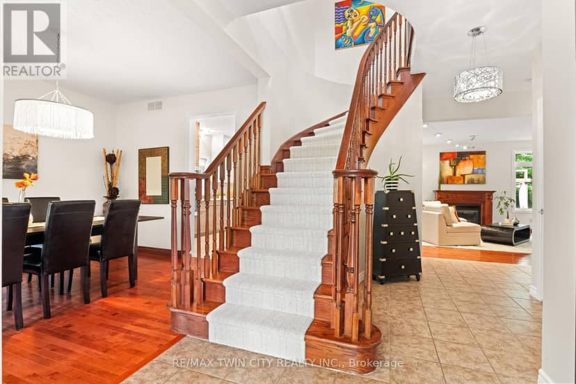 534 Birchleaf Walk — photo 6 of 40