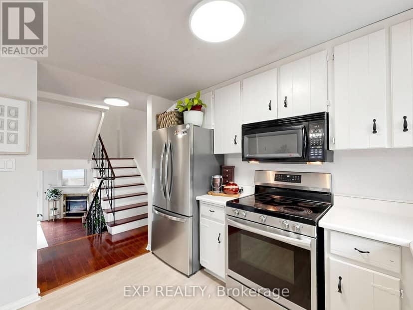12 - 91 Livingston Avenue — photo 15 of 40