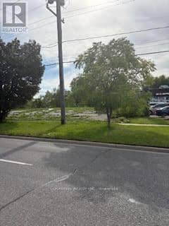 744 Markham Road — photo 3 of 3