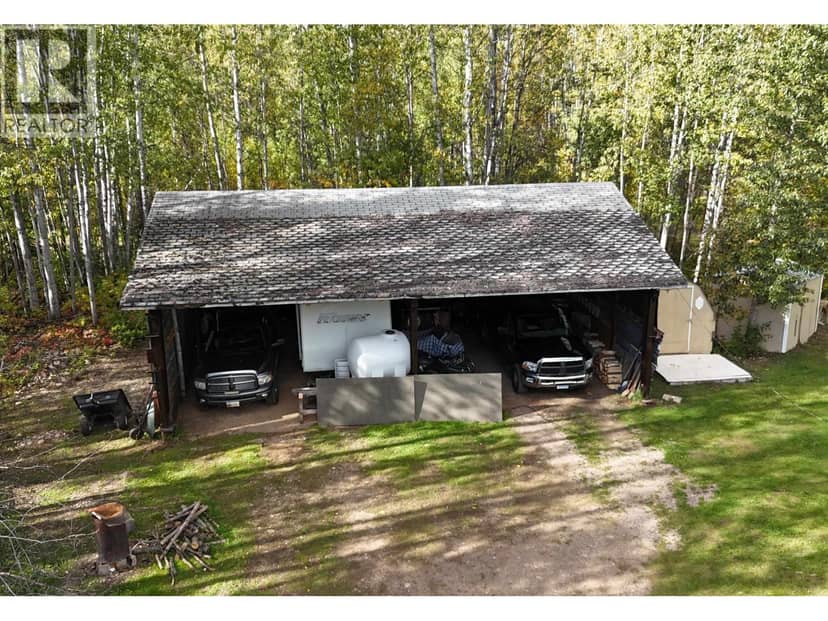 8 FEDIW ROAD, Fort Nelson, photo 3