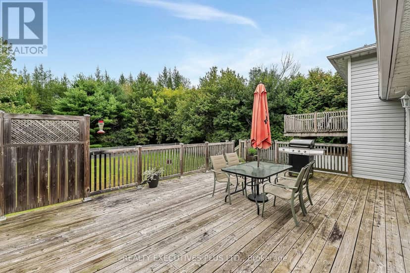 4413 Champlain Street — photo 33 of 40