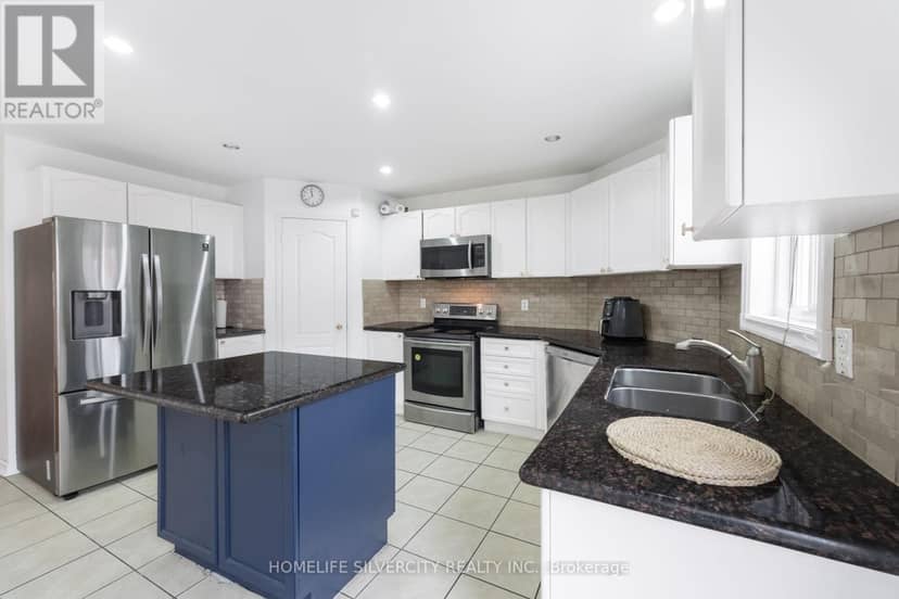 29 Beachpoint Boulevard — photo 21 of 40