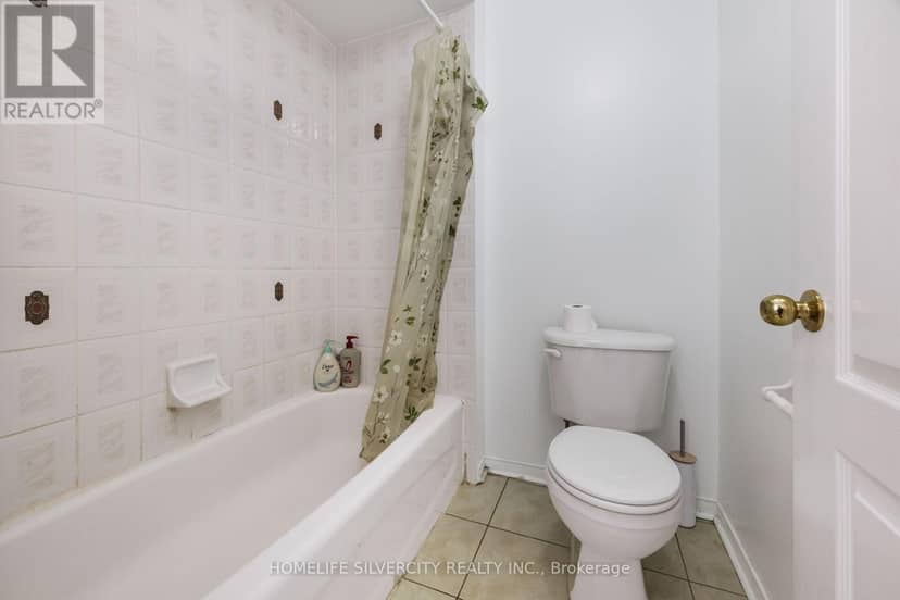 29 Beachpoint Boulevard — photo 37 of 40