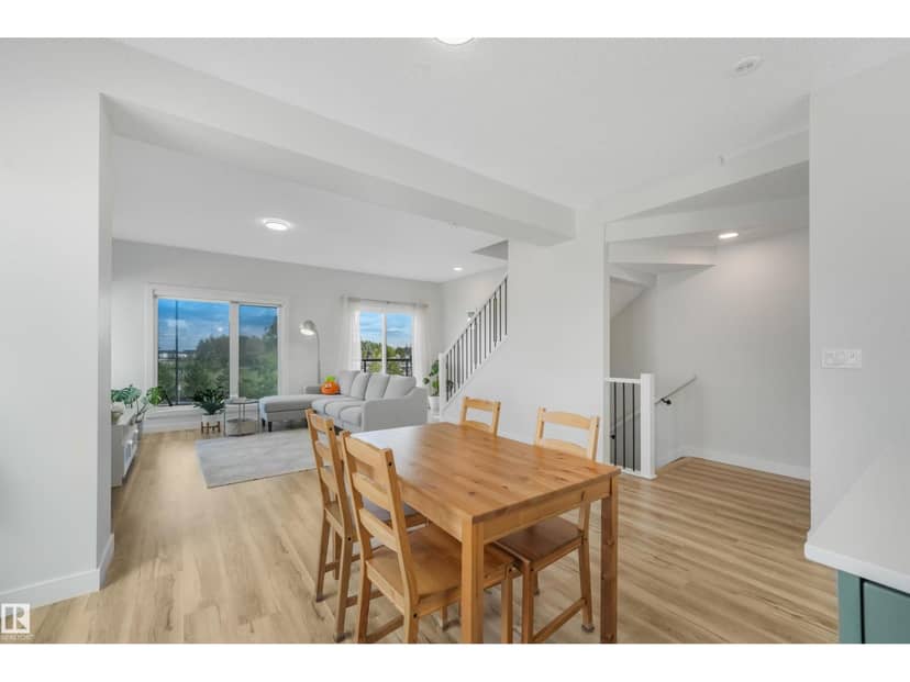 #35 11910 35 AV SW — photo 33 of 40