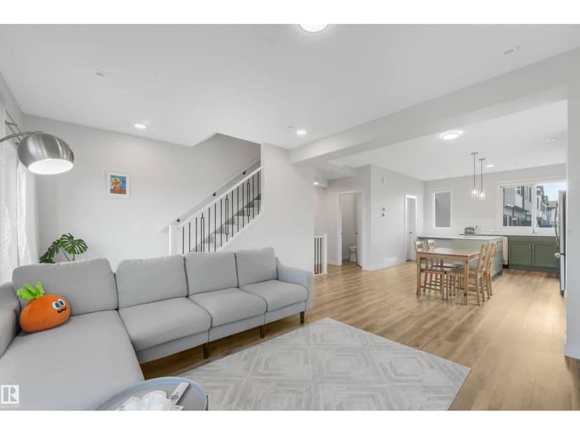 #35 11910 35 AV SW — photo 34 of 40