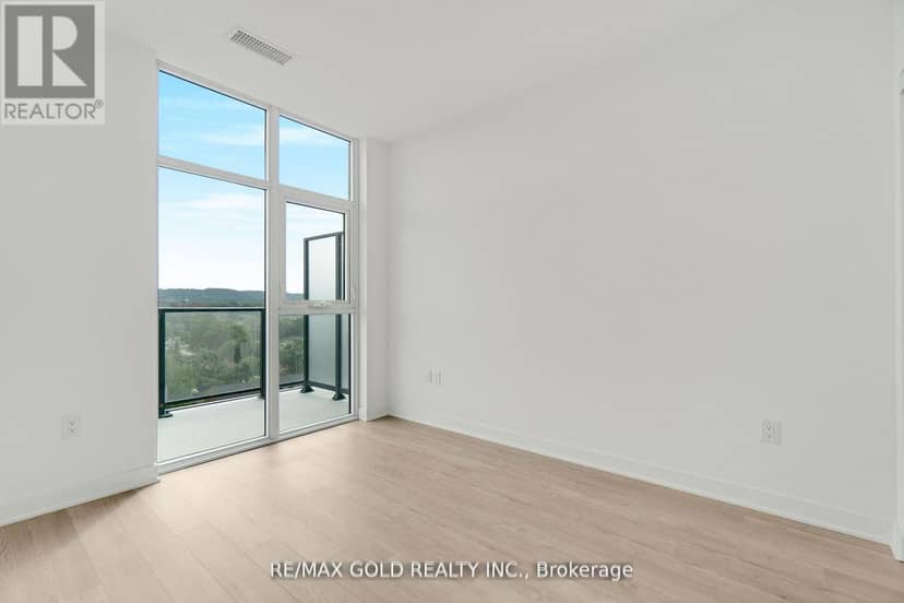 803 - 2782 Barton Street E — photo 28 of 40