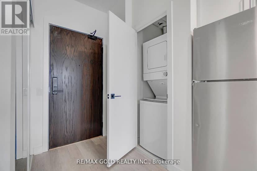 803 - 2782 Barton Street E — photo 31 of 40
