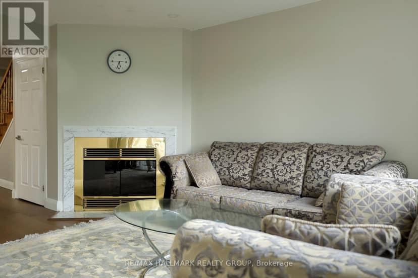 44 Winnegreen Court, Ottawa, photo 5