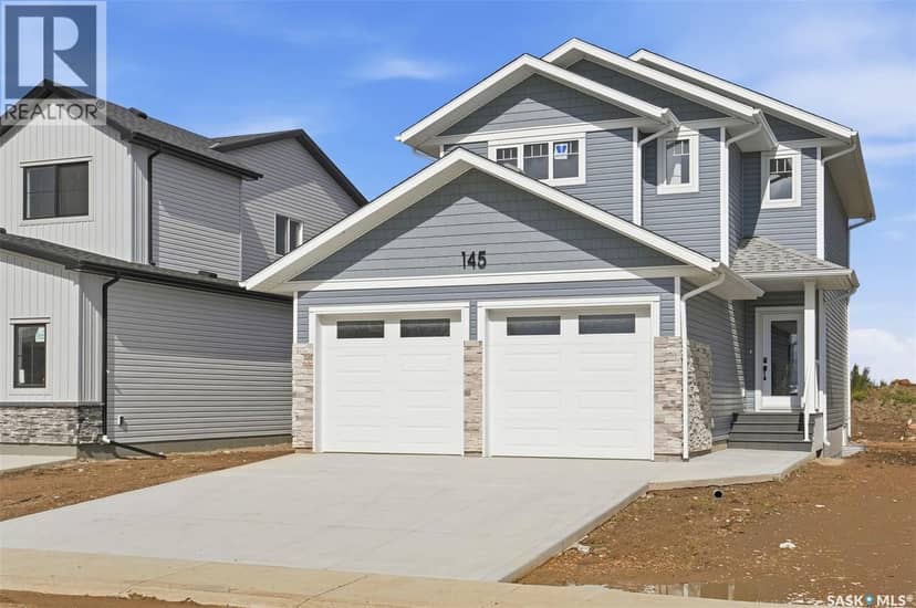 145 Emma CRESCENT — photo 1 of 40