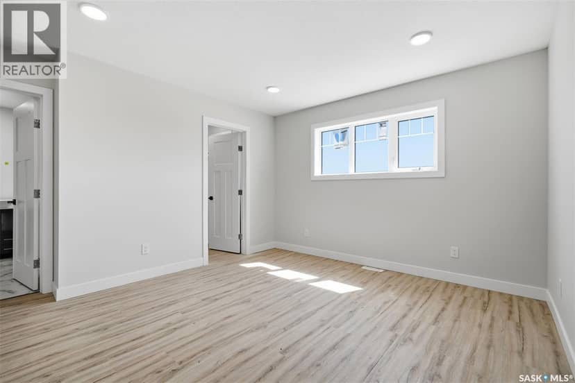 145 Emma CRESCENT — photo 17 of 40