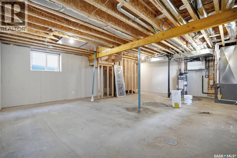 145 Emma CRESCENT — photo 30 of 40