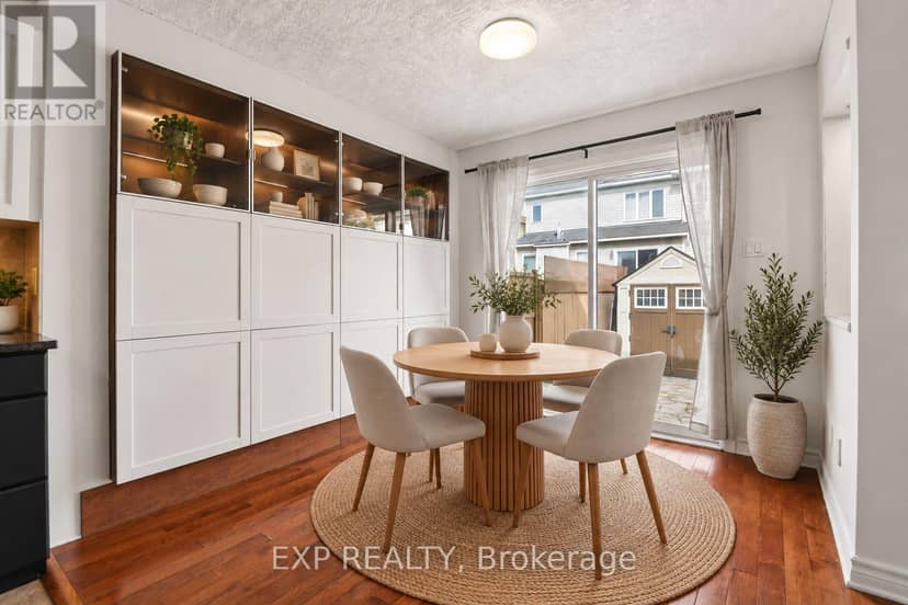 322 Foxridge Way — photo 15 of 40