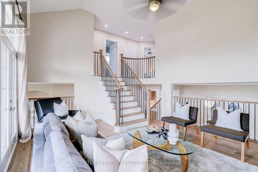 1825 Parkhurst Crescent, Pickering
