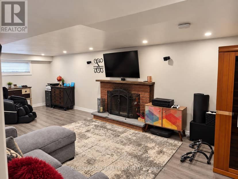 270 Vodden Street — photo 7 of 15
