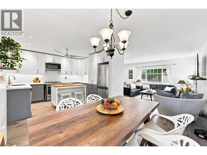 300 E 25TH STREET, North Vancouver, photo 6