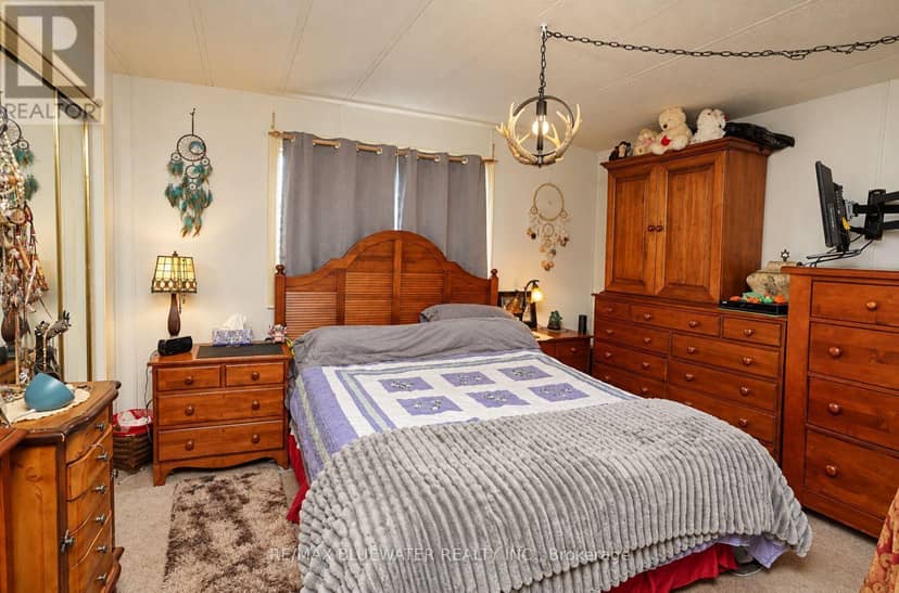 35 Pebble Beach Parkway — photo 11 of 23
