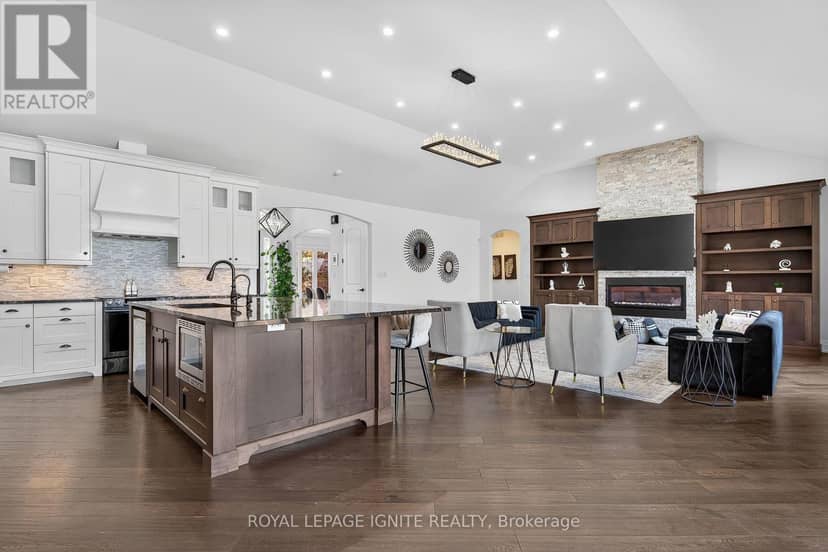 4659 Lobsinger Line — photo 14 of 40