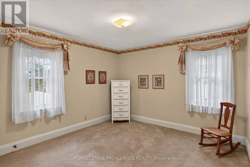 210 Aberdeen Avenue — photo 27 of 40