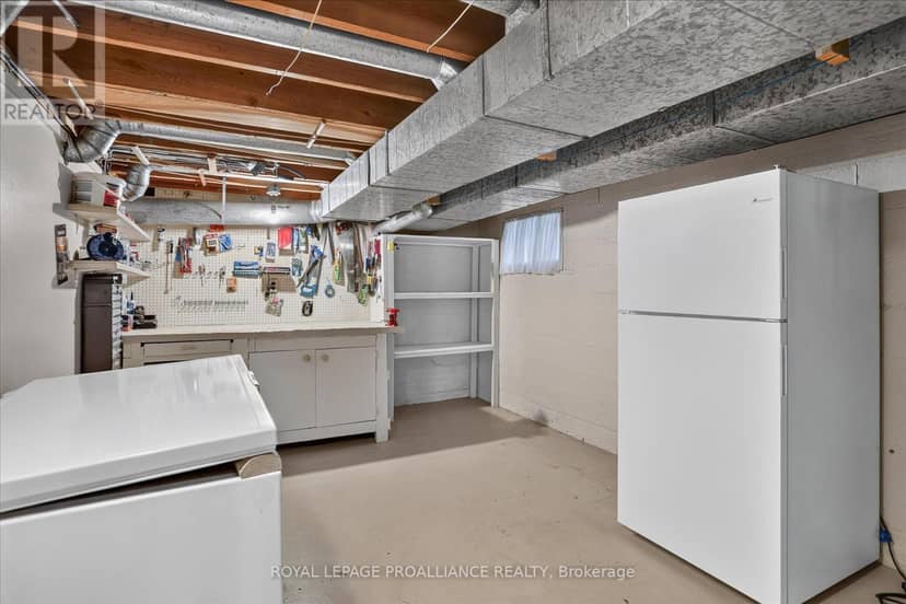 210 Aberdeen Avenue — photo 33 of 40