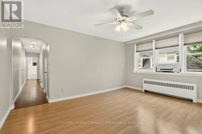 10 - 4 Robinson Street — photo 11 of 40
