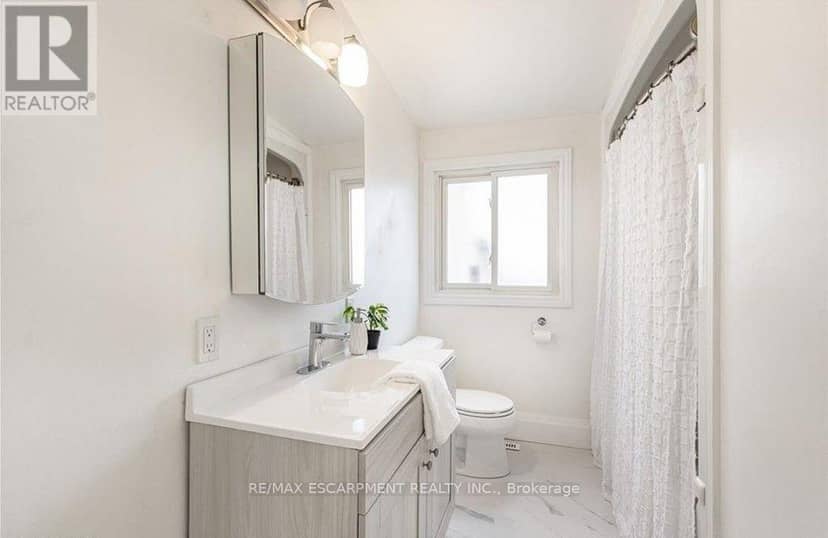 134 Deschene Avenue — photo 12 of 30