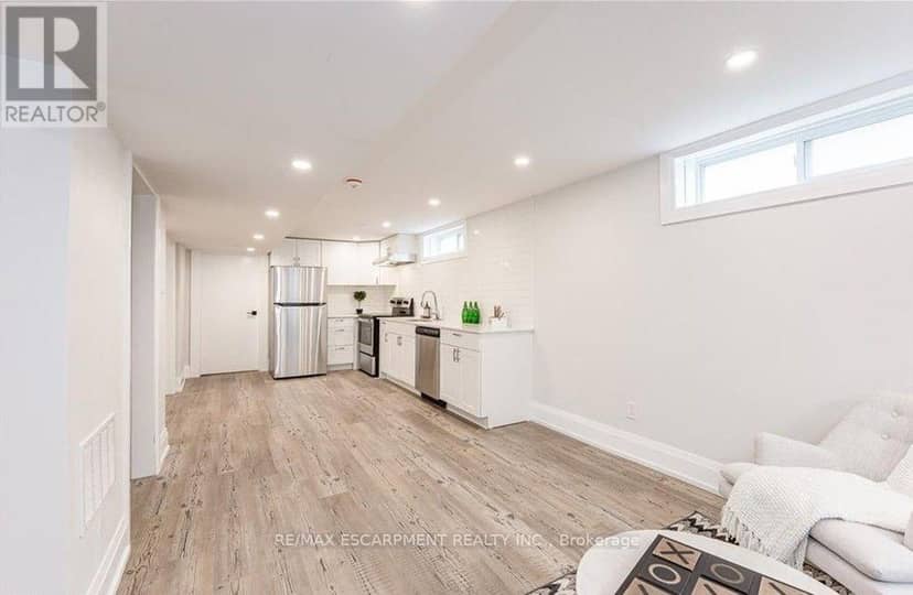 134 Deschene Avenue — photo 18 of 30