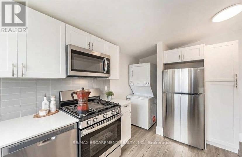 134 Deschene Avenue, Hamilton, photo 8