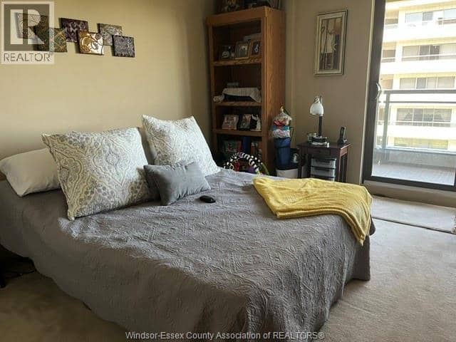 5125 RIVERSIDE DRIVE East Unit# 902 — photo 8 of 17