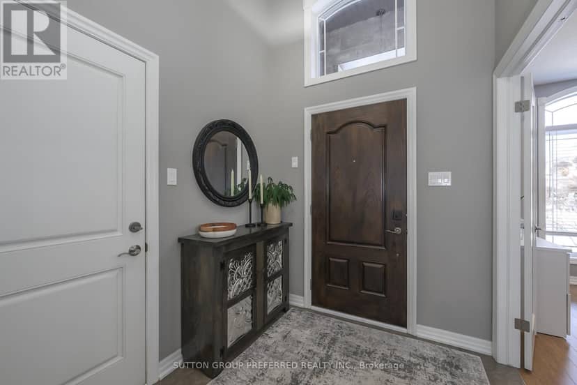 21 Caverhill Crescent, Middlesex Centre, photo 7