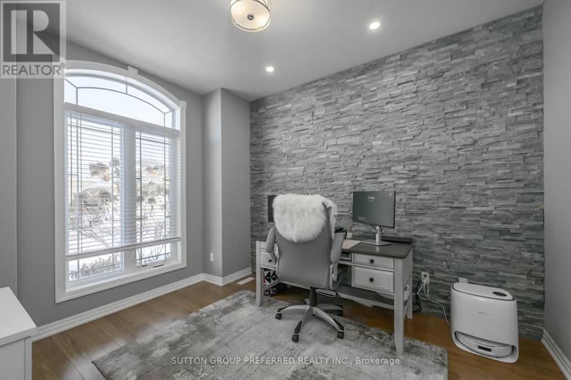21 Caverhill Crescent, Middlesex Centre, photo 8