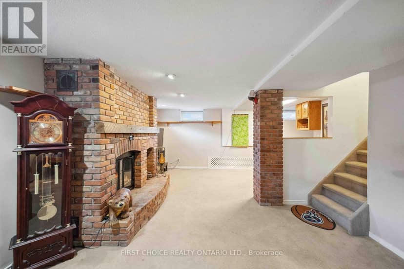 337 Amiens Street — photo 33 of 40