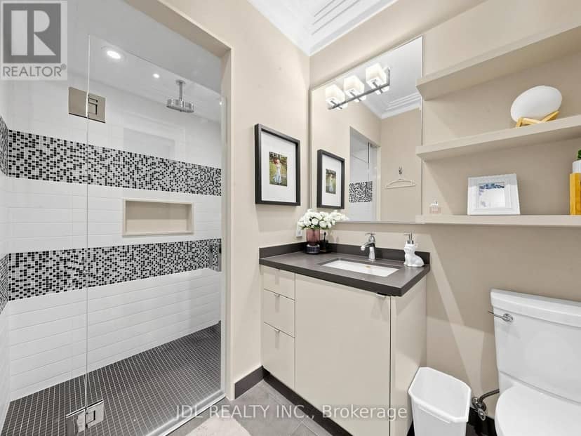 105 Arjay Crescent — photo 30 of 40
