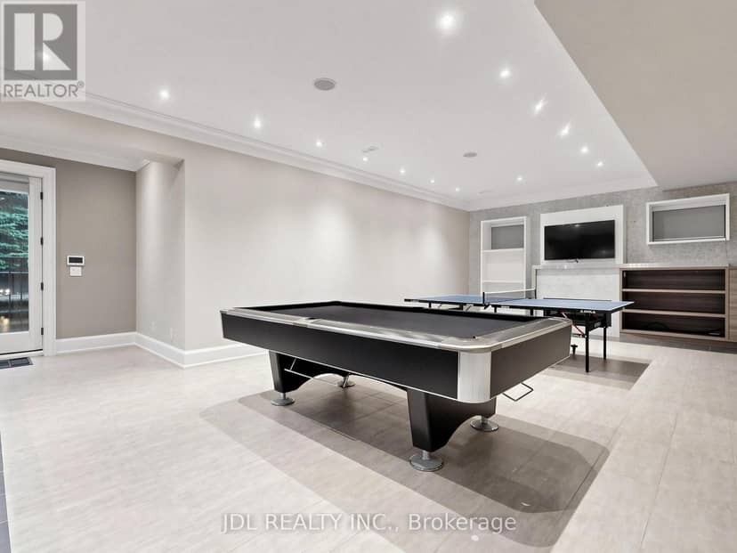 105 Arjay Crescent — photo 38 of 40