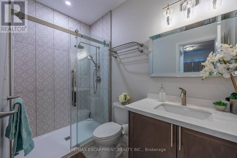 7 - 5 Old Hamilton Road — photo 18 of 34