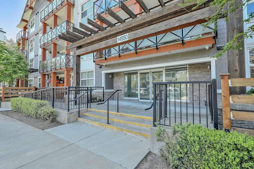 205 14550 WINTER CRESCENT, Surrey, photo 3