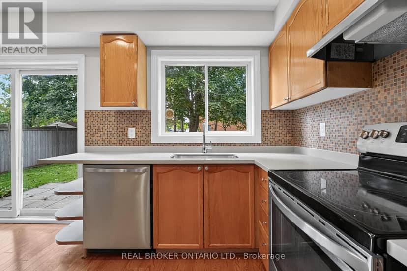 56 Bannock Crescent — photo 12 of 40