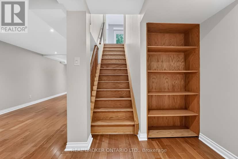 56 Bannock Crescent — photo 34 of 40
