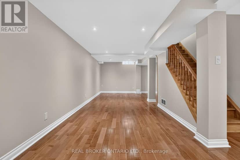 56 Bannock Crescent — photo 35 of 40