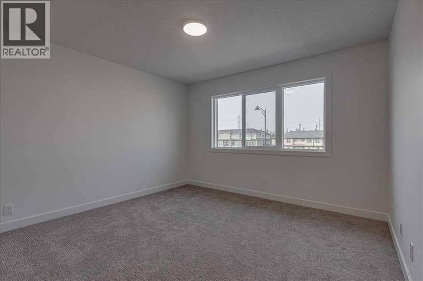 44 Lavelle Close — photo 20 of 40