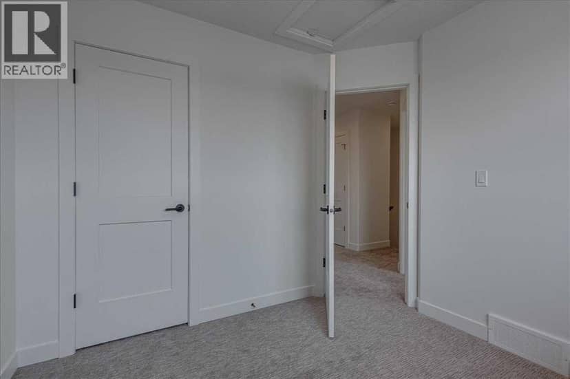 44 Lavelle Close — photo 28 of 40