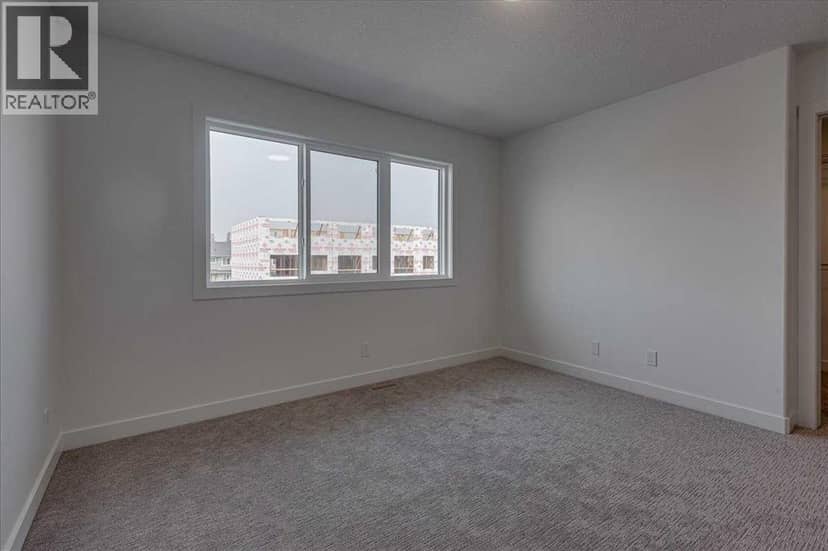 44 Lavelle Close — photo 21 of 40