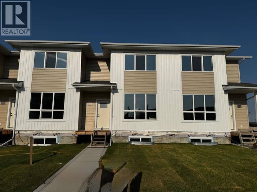 44 Lavelle Close, Red Deer, photo 2