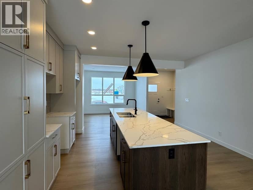 50 Lavelle Close — photo 12 of 40