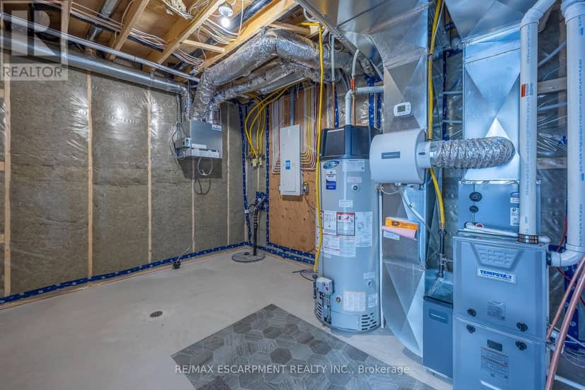 34 Andrew Avenue — photo 29 of 34