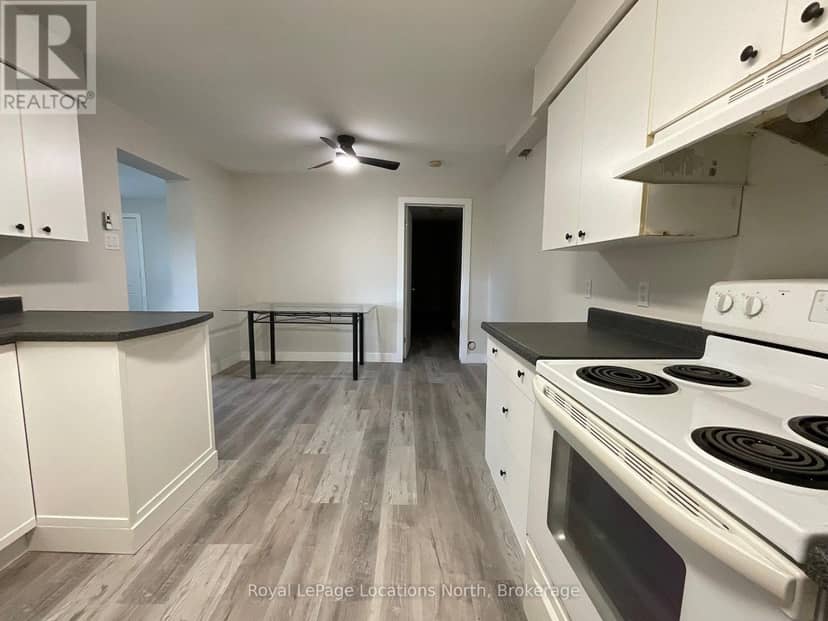 143 Ryerson Crescent — photo 32 of 40