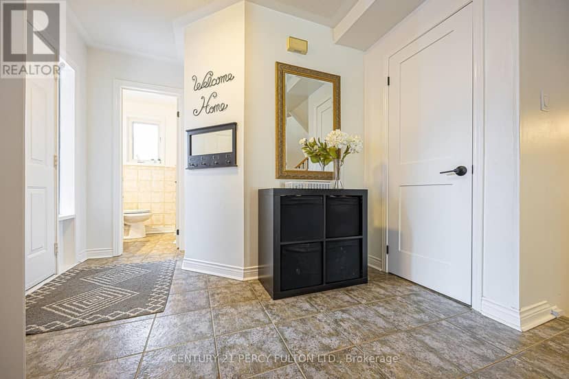 84 Loraview Lane — photo 4 of 32