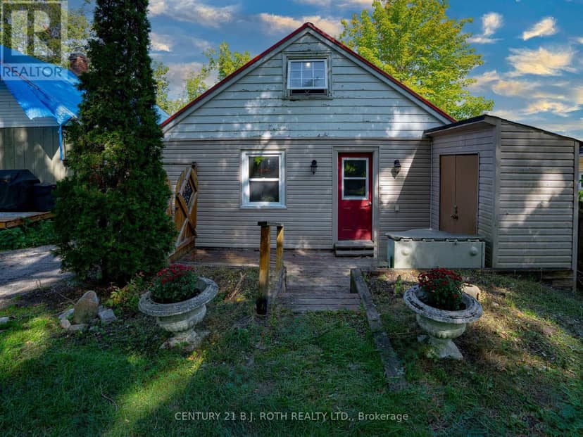 167 Laclie Street — photo 10 of 13