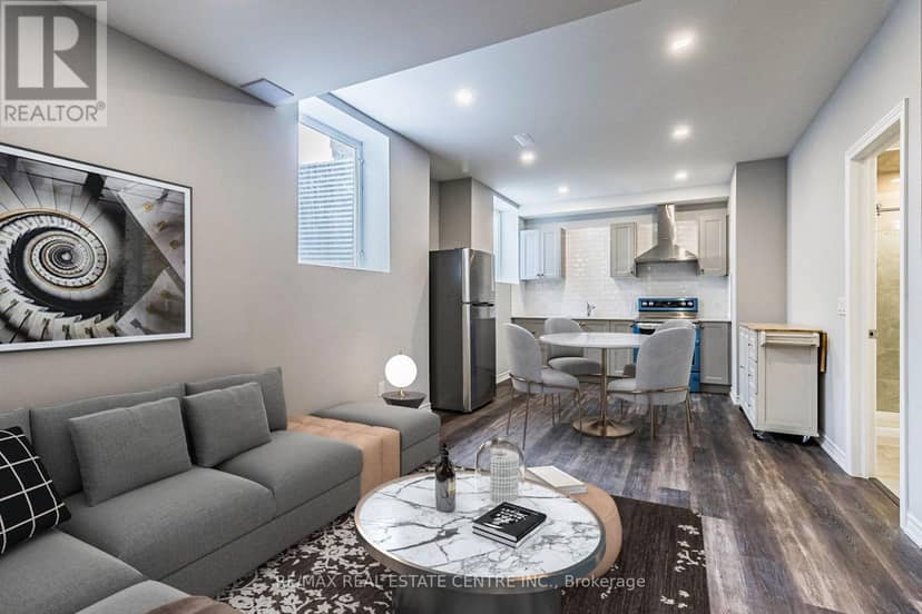 35 Arthur Griffin Crescent — photo 36 of 40