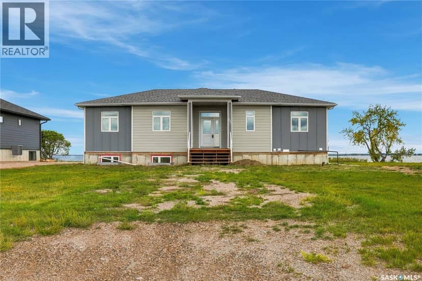 52 Sunset Acres LANE, Last Mountain Lake East Side