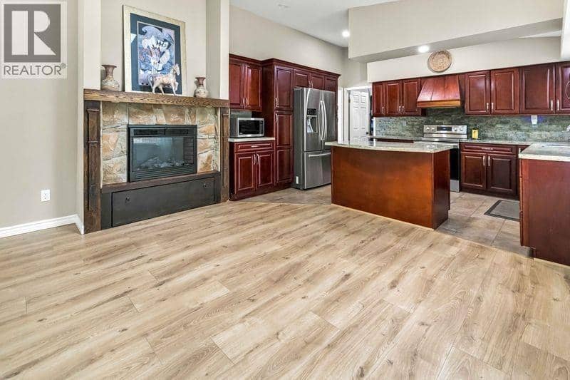 734 CARLETON DRIVE, Port Moody, photo 3